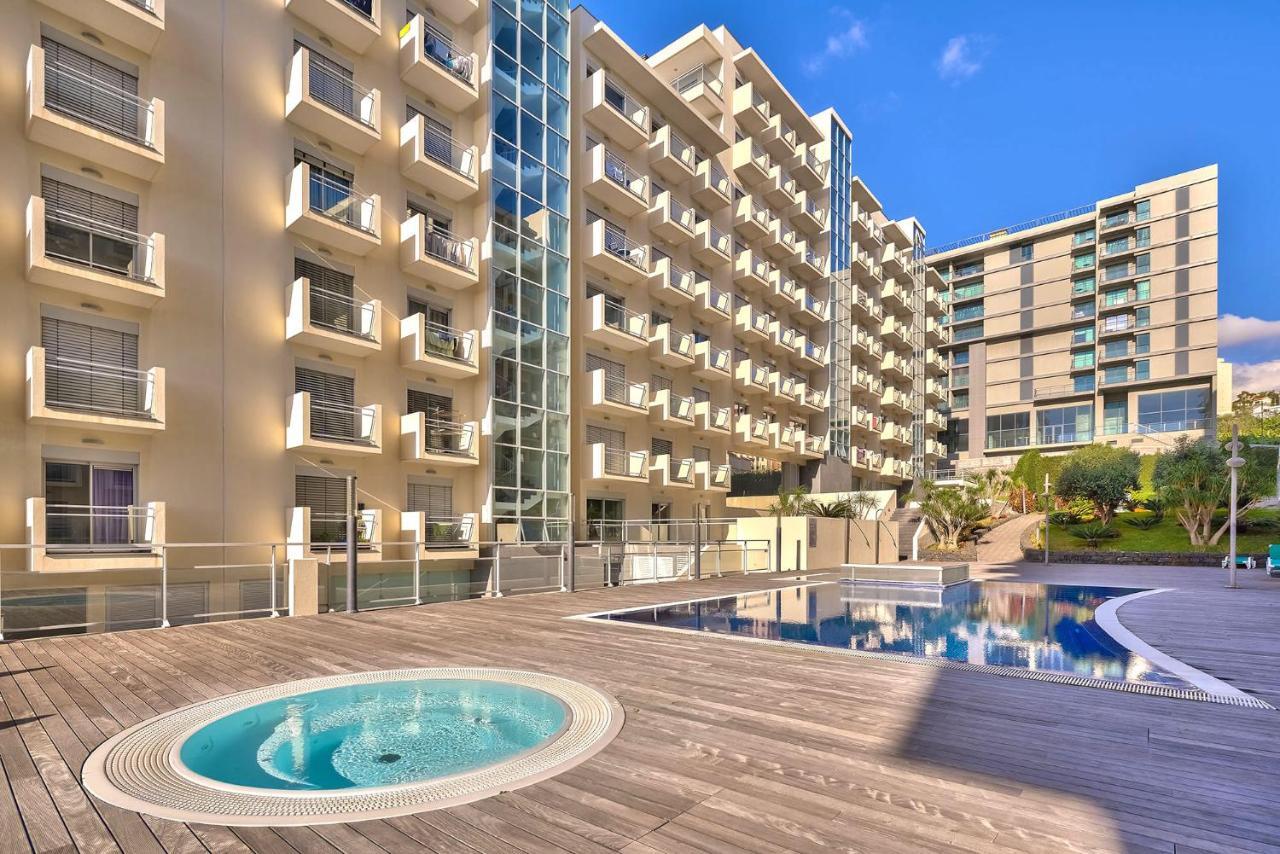Blue Sky Apartment With Pool By Hr Madeira Фуншал Экстерьер фото